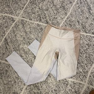 Outdoor Voices tri-color warmup leggings 7/8